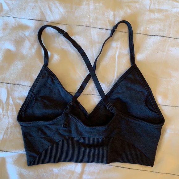 Lululemon sports bra - Picture 2 of 3